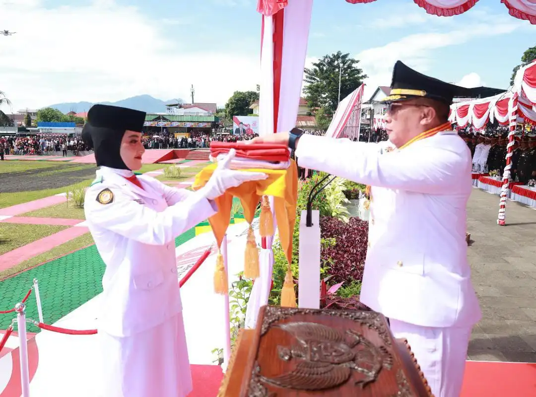 Rayakan HUT RI ke-80, Wali Kota Ternate Pimpin Upacara dan Terima Penghargaan Google