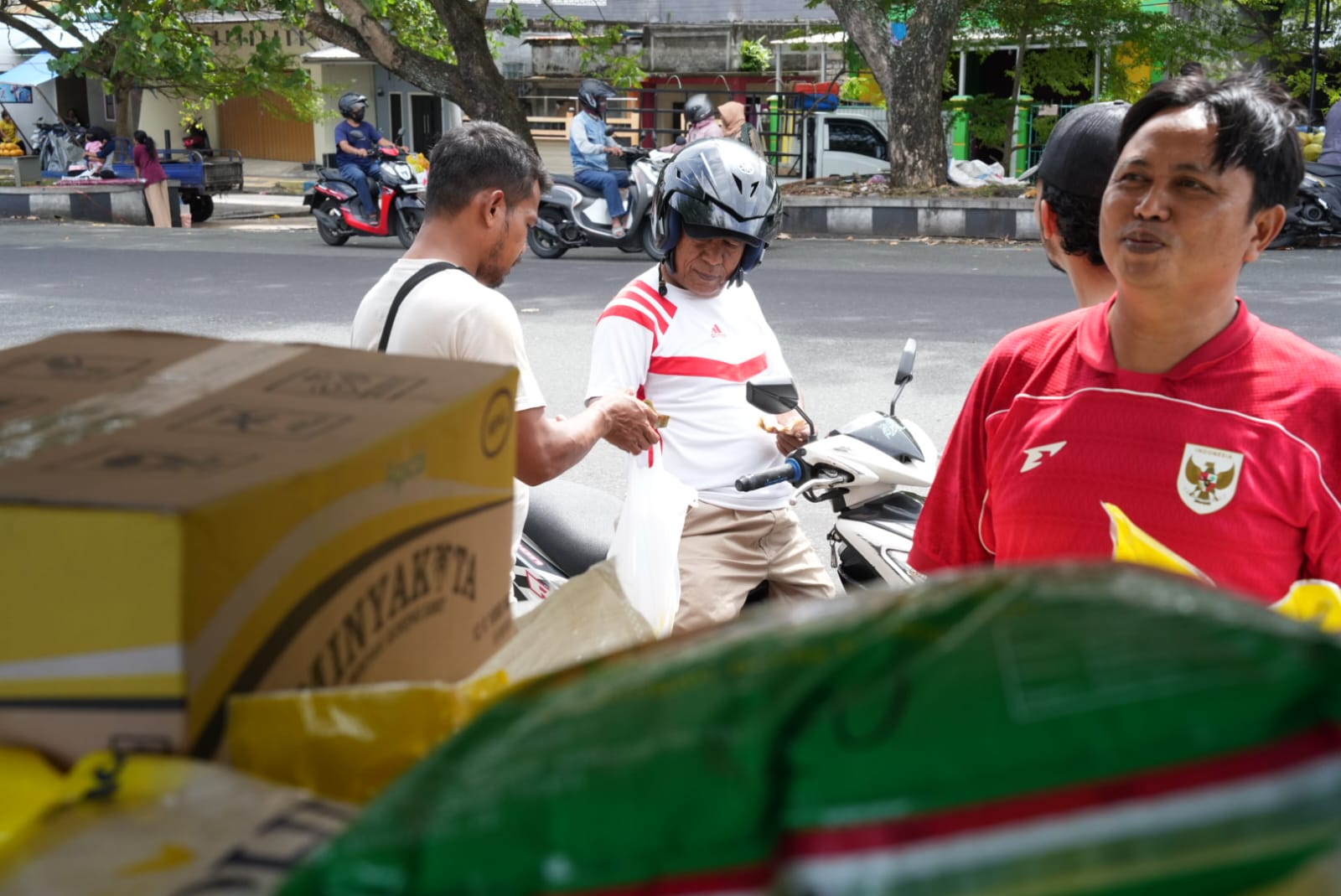 Jaga Stabilitas Pangan Jelang Lebaran, Pemprov Malut Gelar Pasar Murah di Ternate