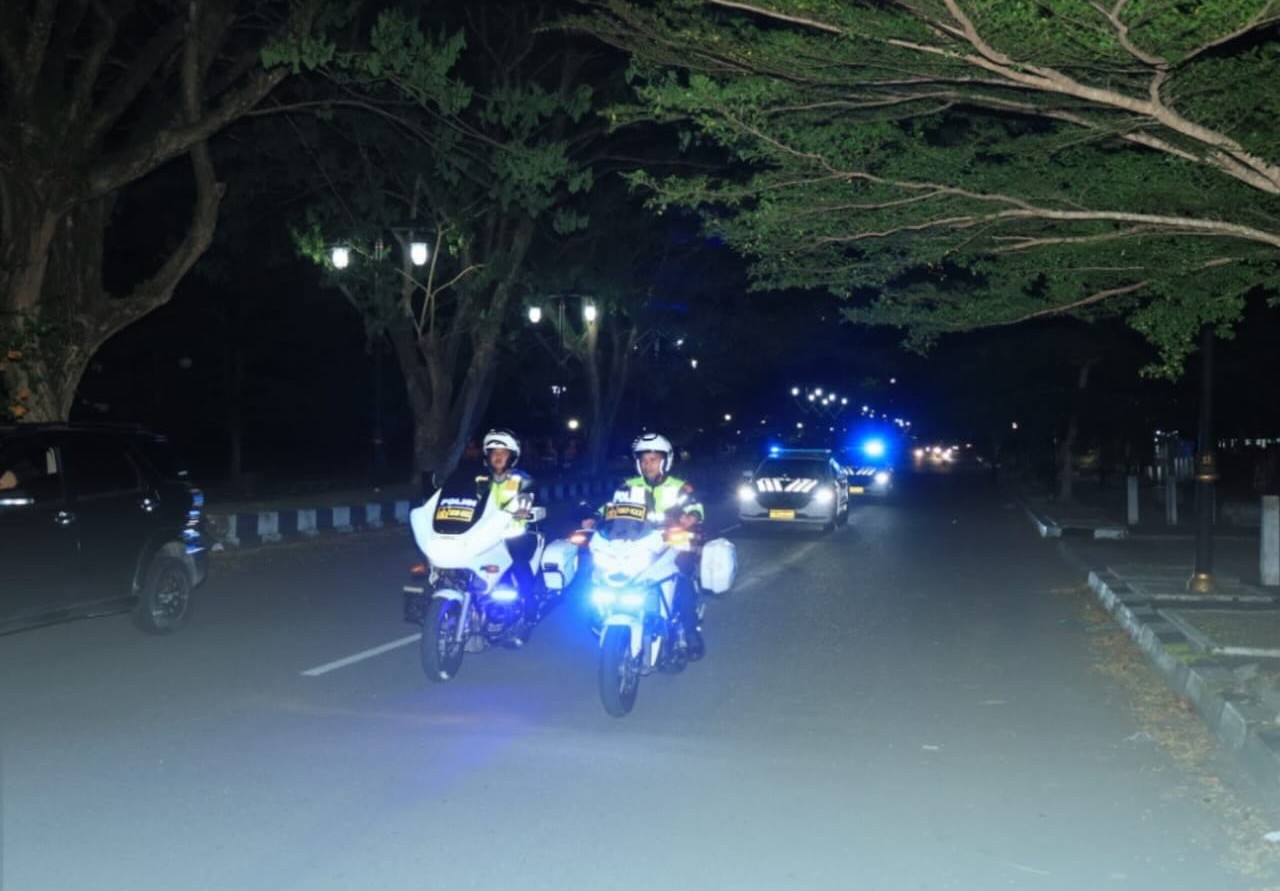 Cegah Kecelakaan dan Kejahatan Jalanan, Satgas Operasi Ketupat Kie Raha Gelar Patroli ‘Blue Light’ di Sofifi