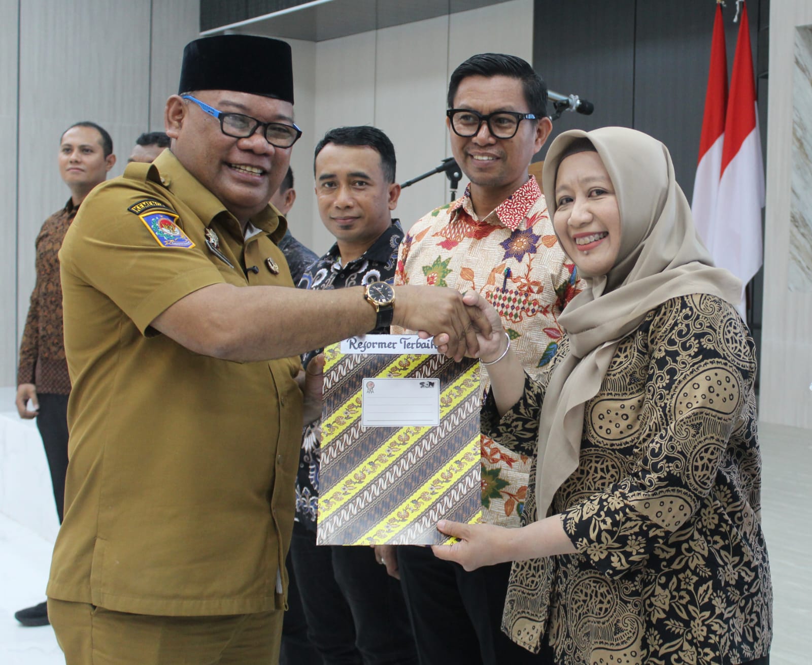 Sekda Maluku Utara Lepas Peserta PKA Angkatan VIII